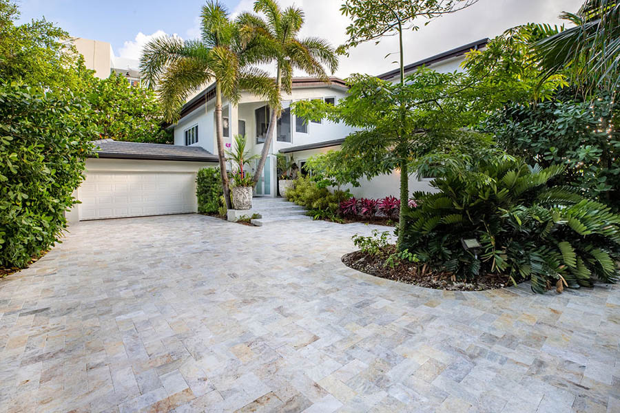 StoneHardscapes Keffalinia marble driveway in french pattern